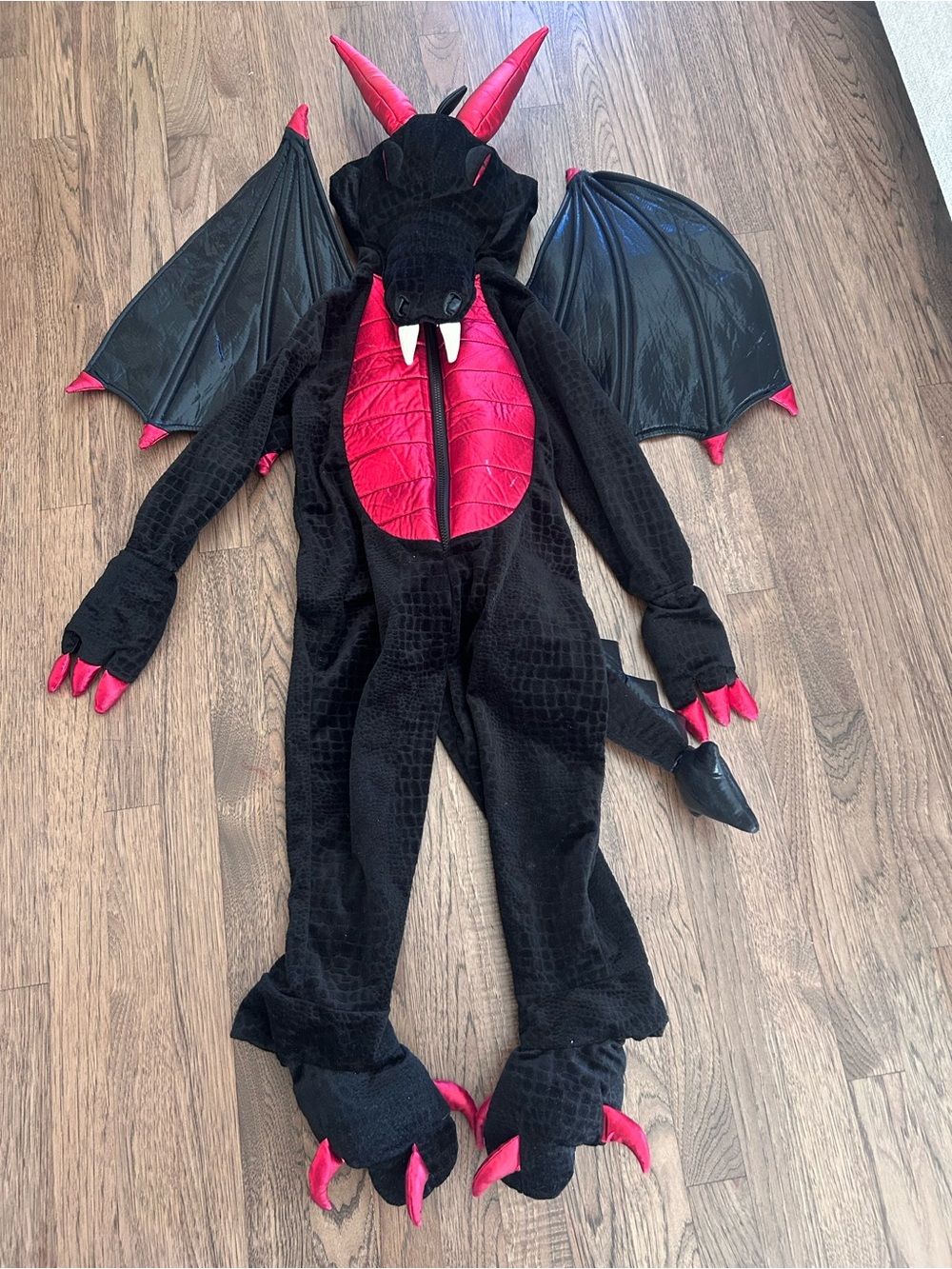 Black & Red Kids Dragon Costume - 4/5T